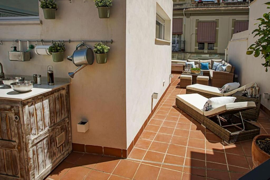 Mini Hotel In The Heart Of Sevilla For Exclusive Usage Esterno foto
