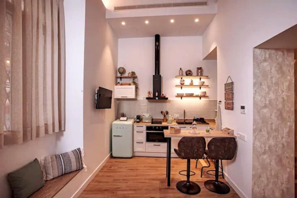 Mini Hotel In The Heart Of Sevilla For Exclusive Usage Esterno foto