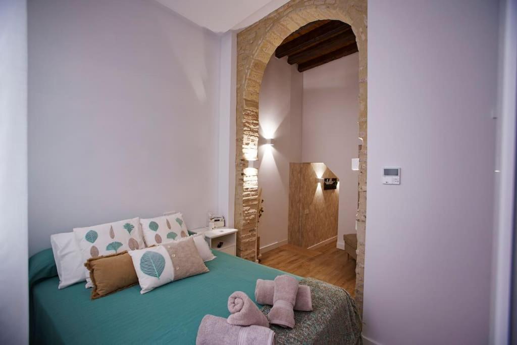 Mini Hotel In The Heart Of Sevilla For Exclusive Usage Esterno foto