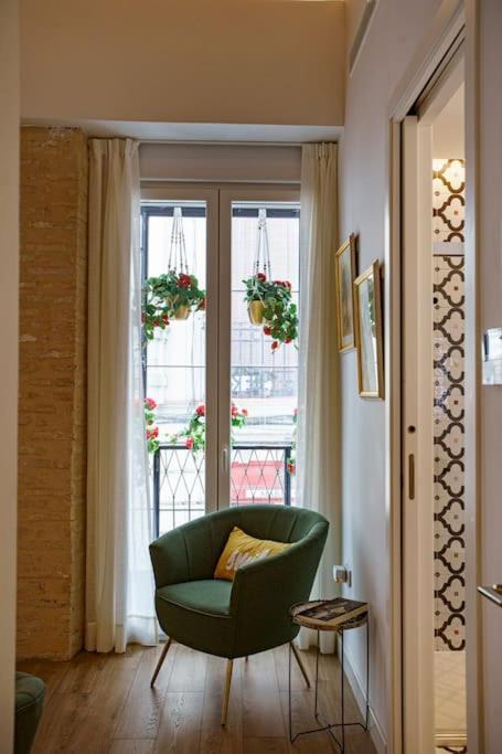 Mini Hotel In The Heart Of Sevilla For Exclusive Usage Esterno foto