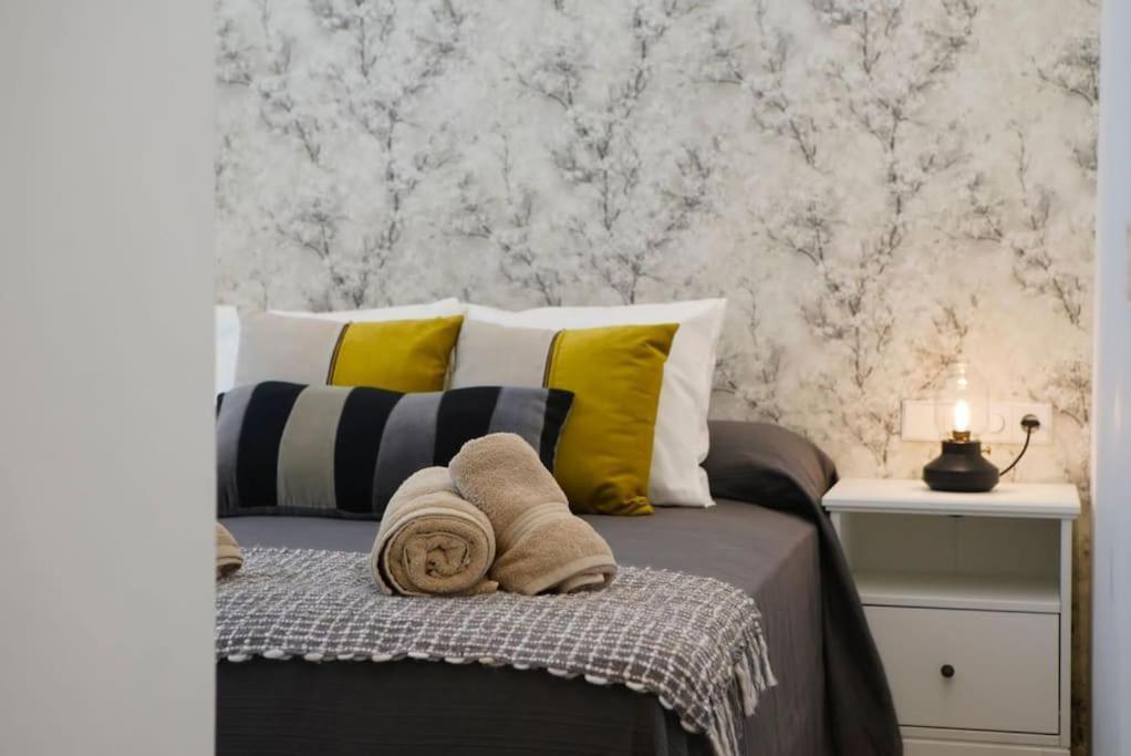 Mini Hotel In The Heart Of Sevilla For Exclusive Usage Esterno foto